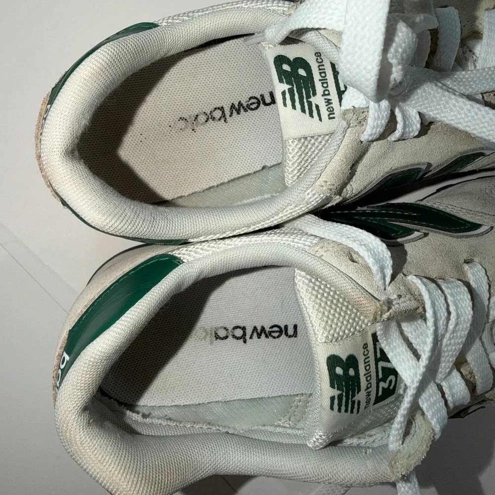 Men‎ 7.5 US New Balance Low Cut Sneakers White Green Ml373Vt2  Women's 9.0 US
